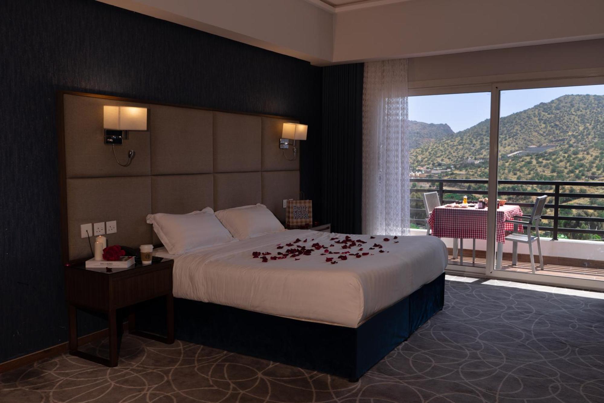 Rosemary Aparthotel Ash Shafā Екстериор снимка