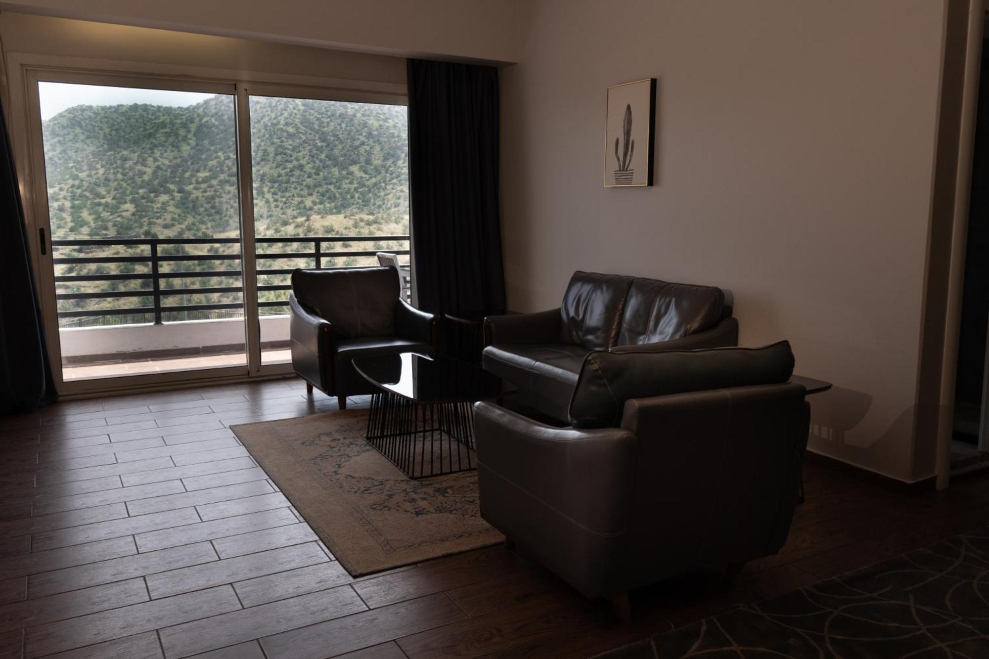 Rosemary Aparthotel Ash Shafā Екстериор снимка